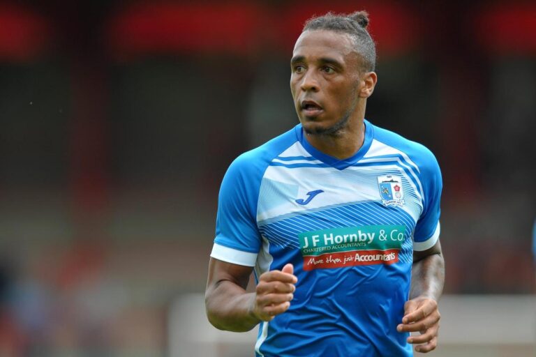 คิดลาสนาม