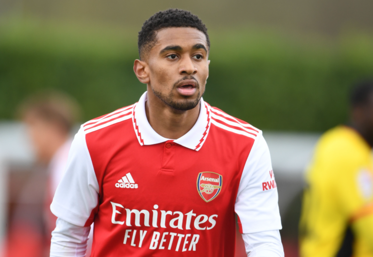 เนลสันกำลัง